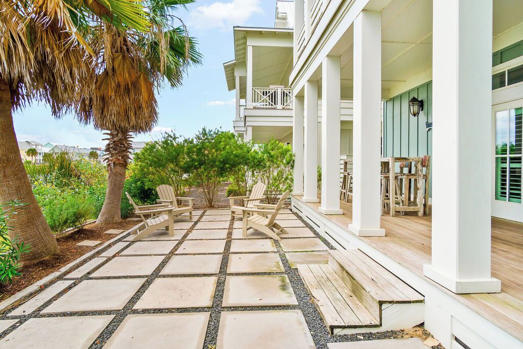 Photo of Patio Balcony in Cinnamon Shore