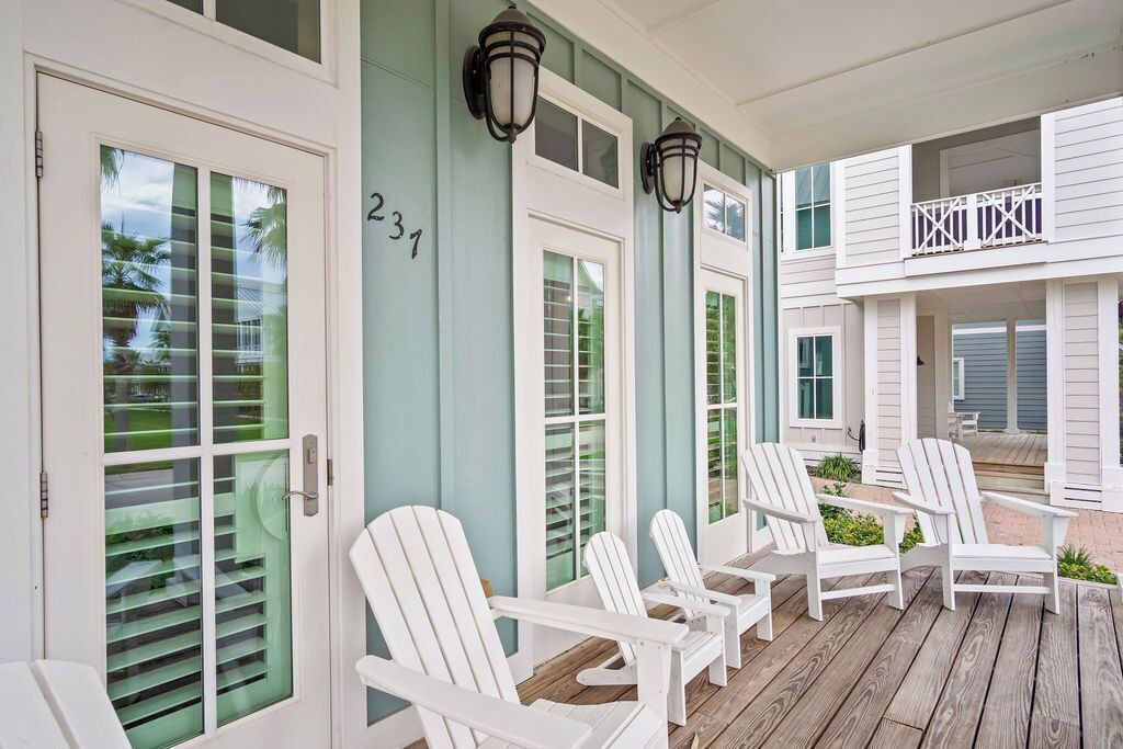 Photo of Patio Balcony in Cinnamon Shore