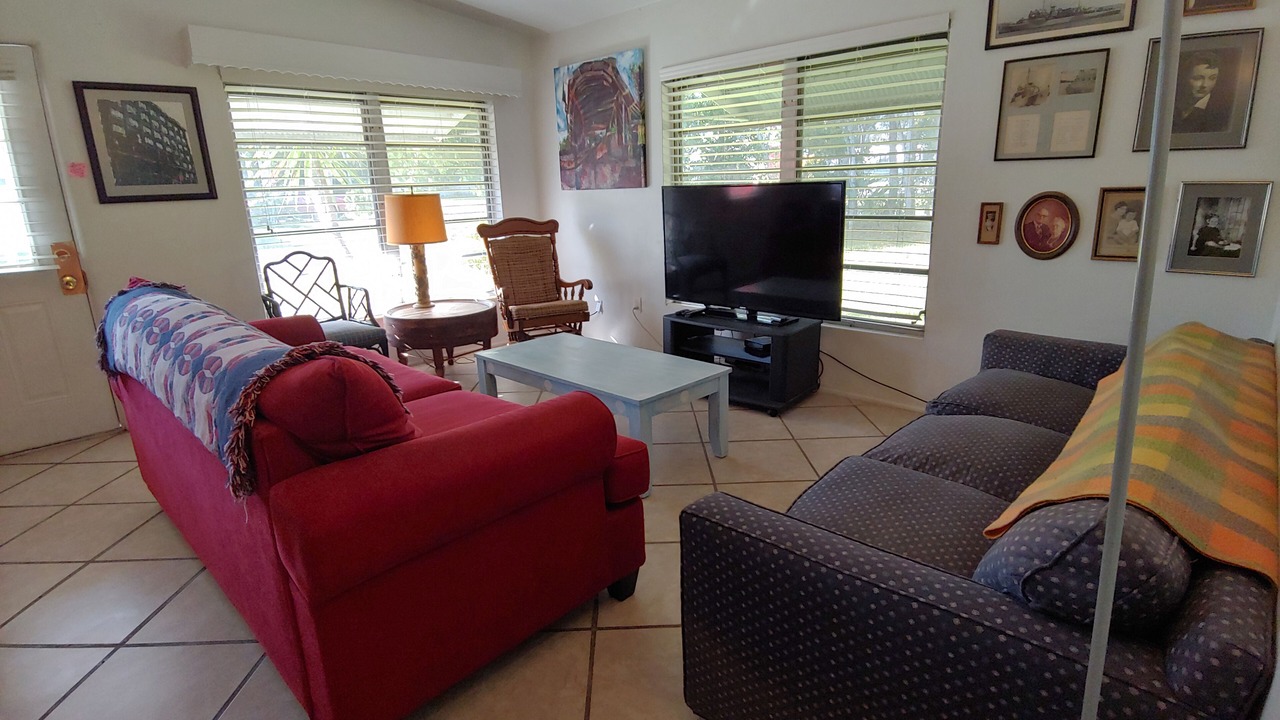 Photo of Livingroom in Titusville