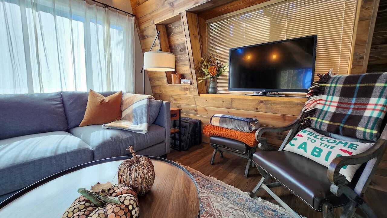 Photo of Livingroom in Meadow View Heights