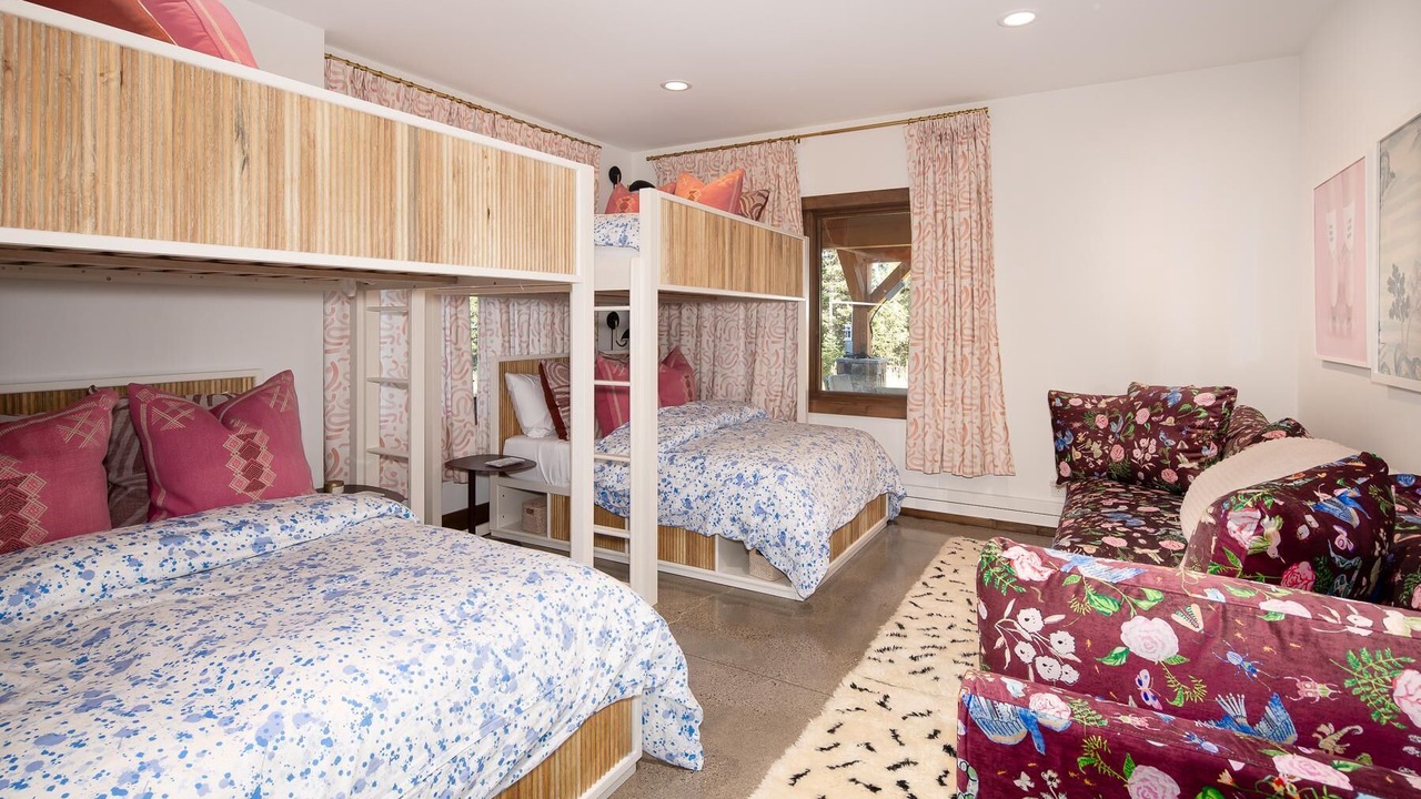 Photo of Bedroom in Spanish Peaks