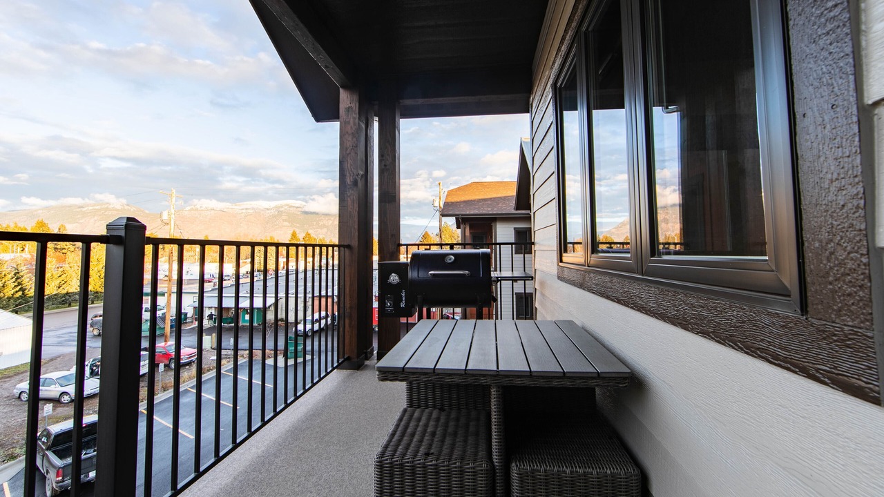 Photo of Patio Balcony in Columbia Falls