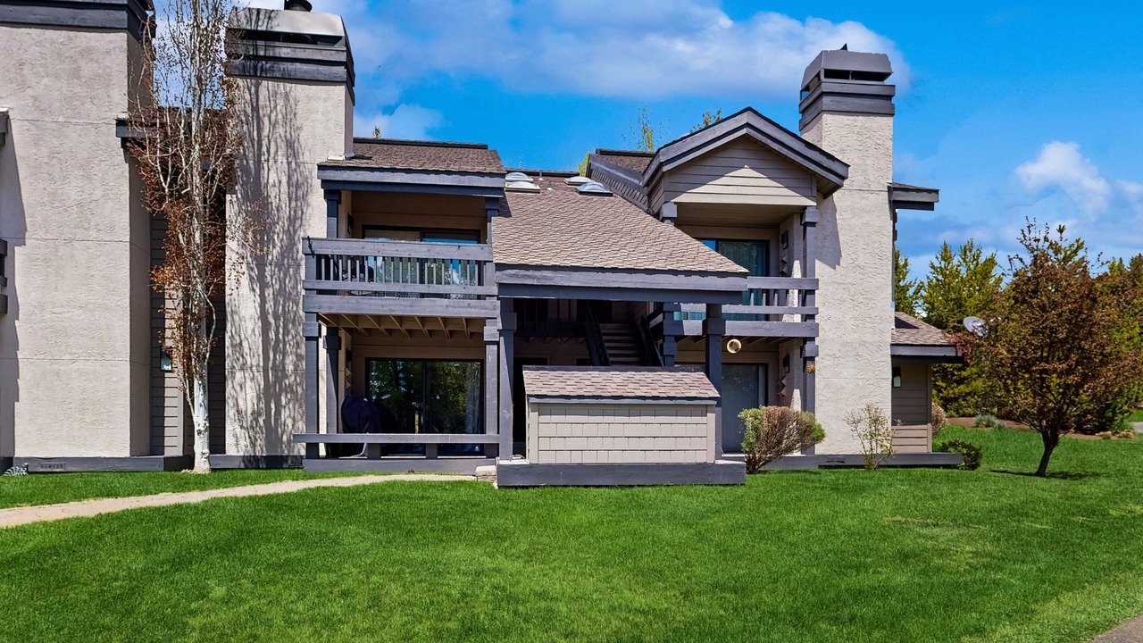 Photo of Outdoor in Elkhorn Village