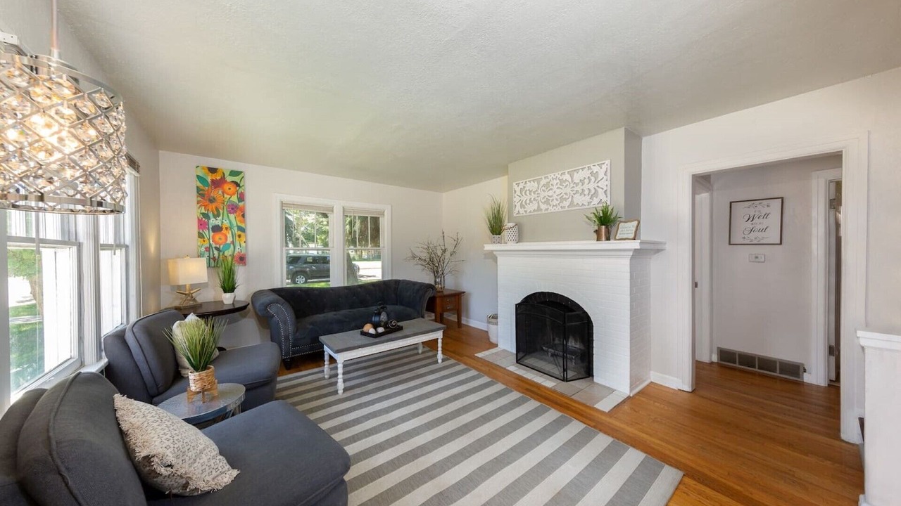 Photo of Livingroom in Caldwell