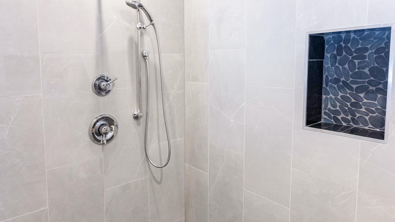 Photo of Bathroom in Centre Hall