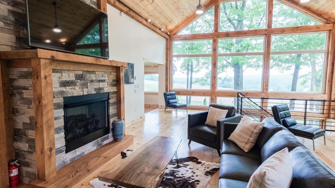 Photo of Livingroom in Centre Hall