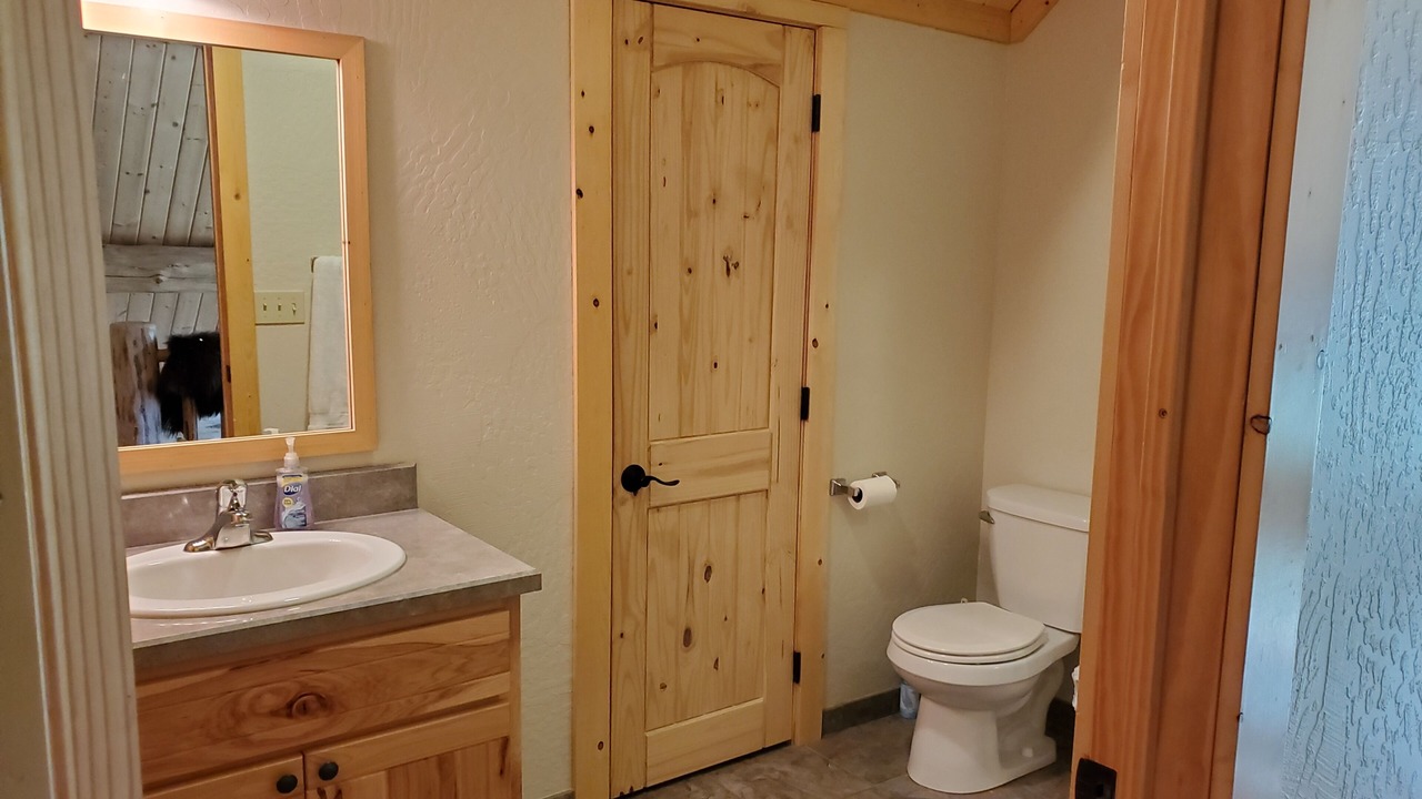 Photo of Bathroom in Calder