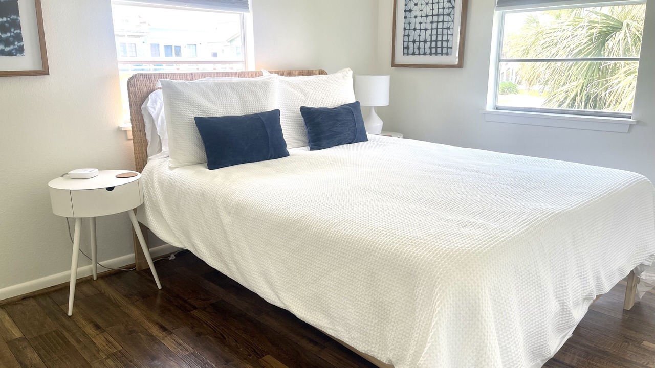 Photo of Bedroom in Pirates Beach