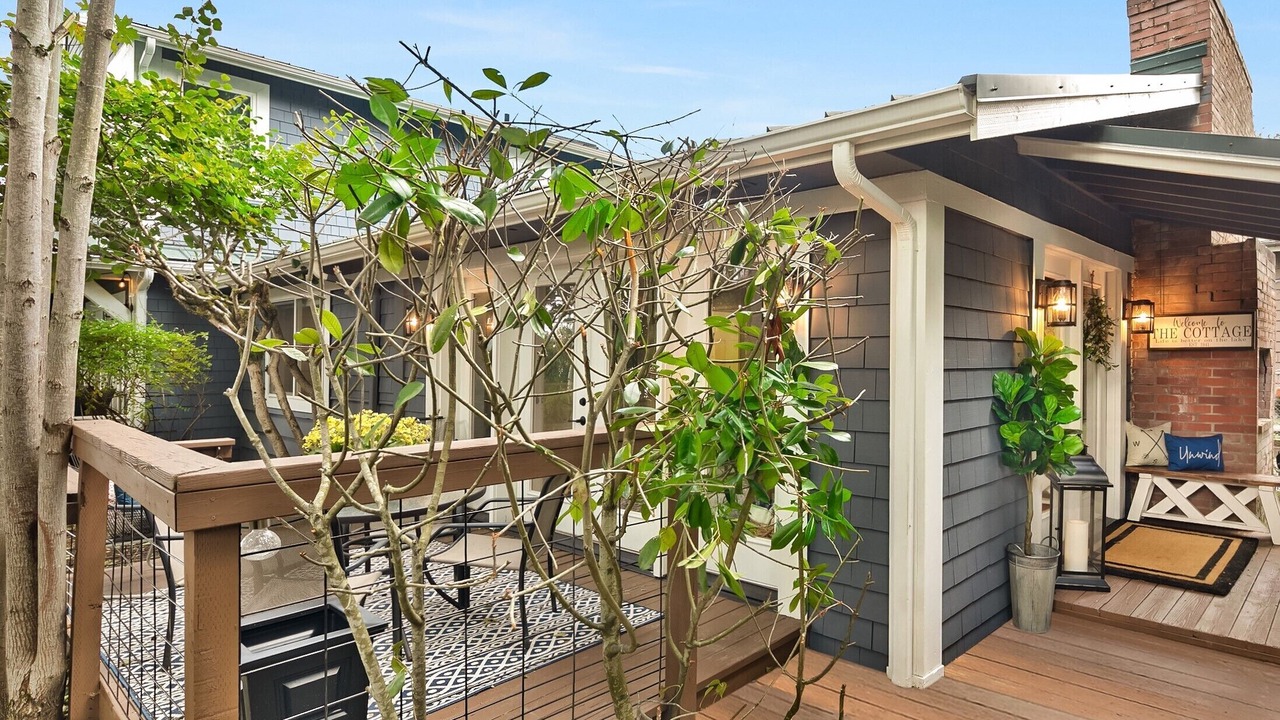 Photo of Outdoor in Inglewood