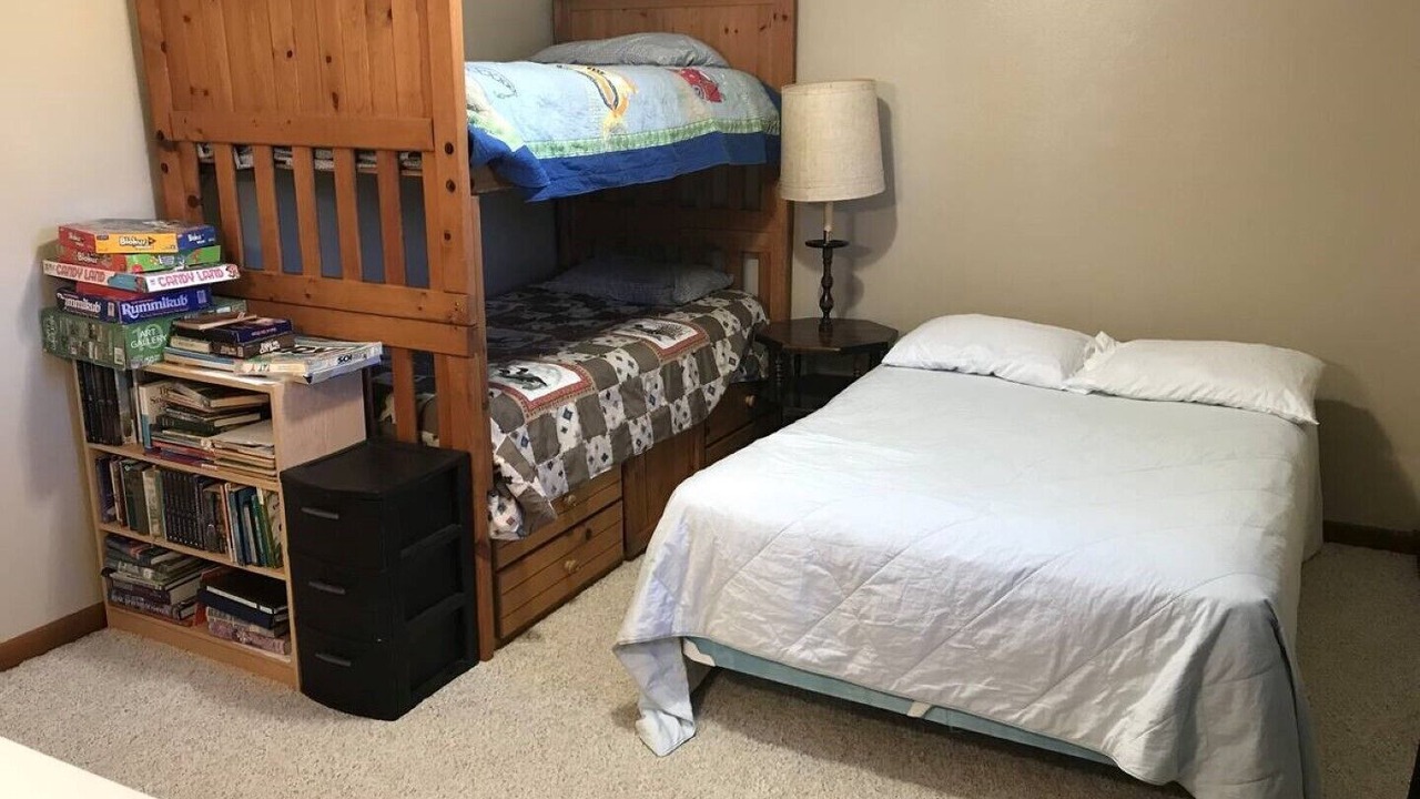 Photo of Bedroom in New Salem