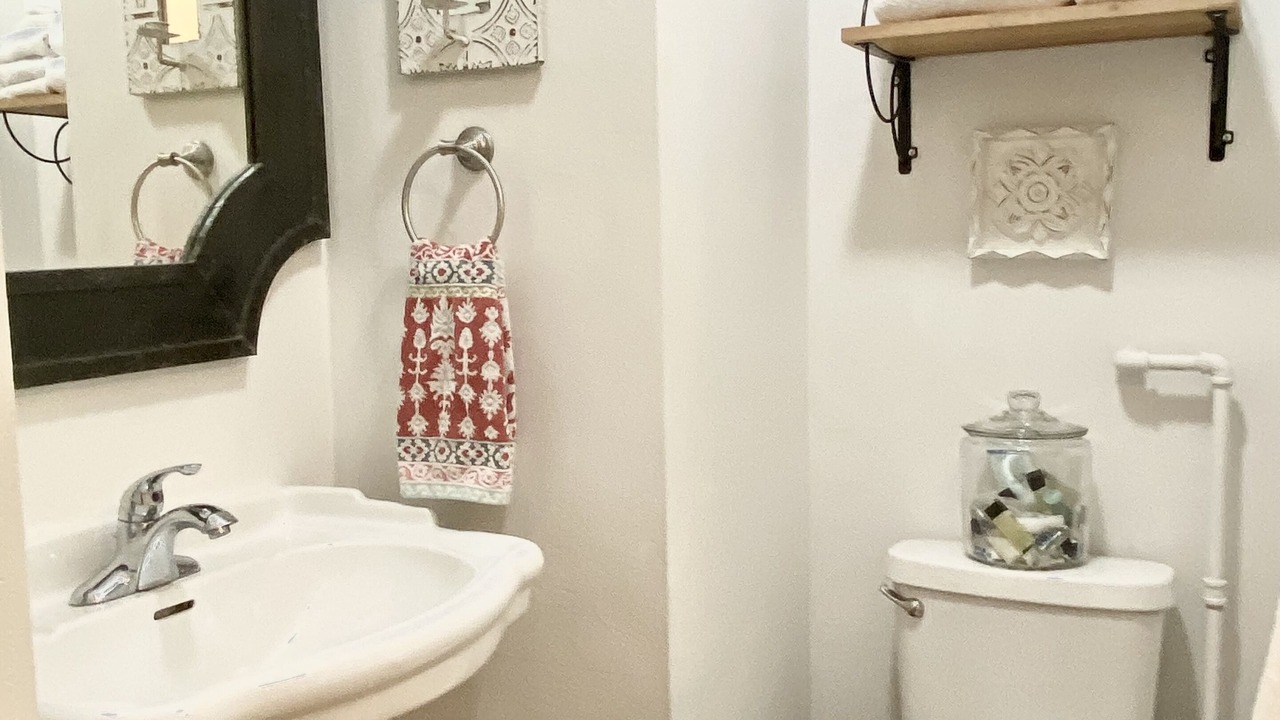Photo of Bathroom in Wallace