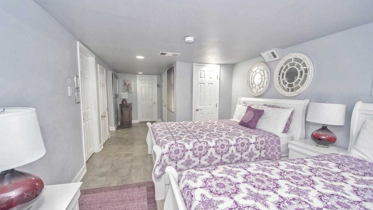 Photo of Bedroom in Collier Heights