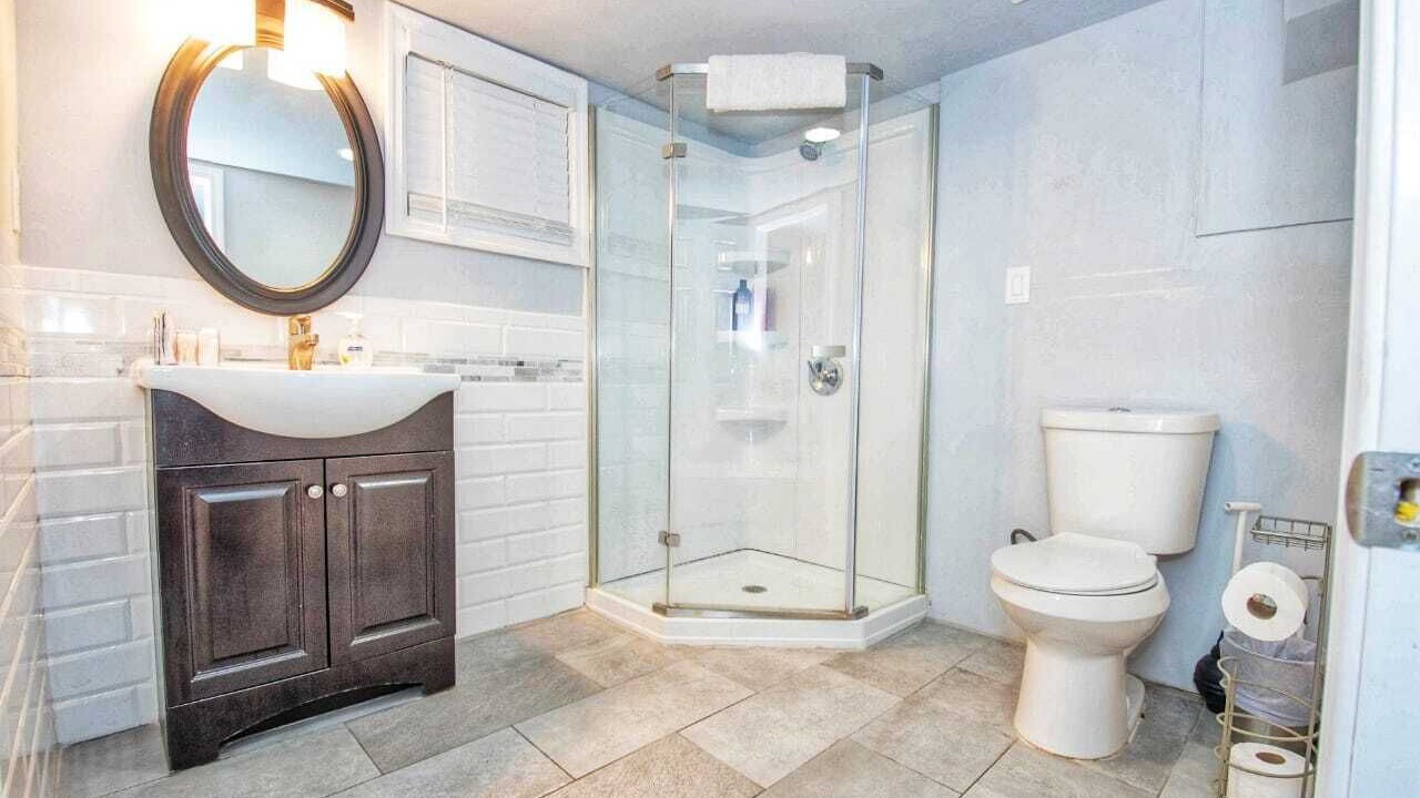 Photo of Bathroom in Collier Heights