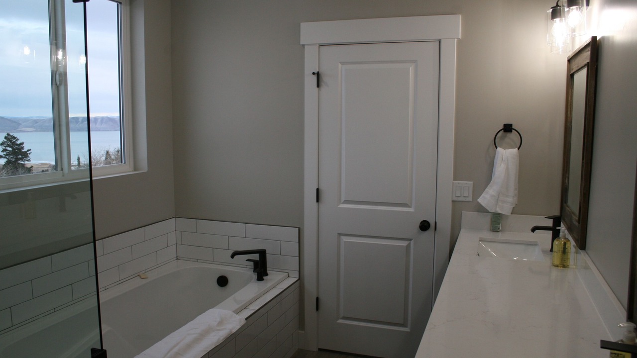 Photo of Bathroom in Fish Haven
