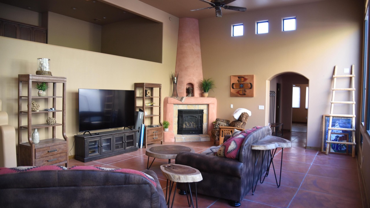 Photo of Livingroom in Hurricane