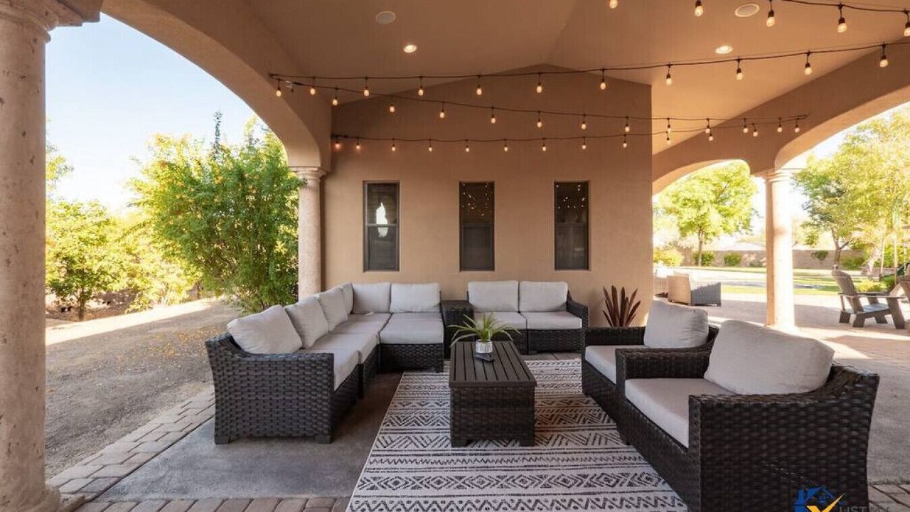 Photo of Patio Balcony in East Mesa
