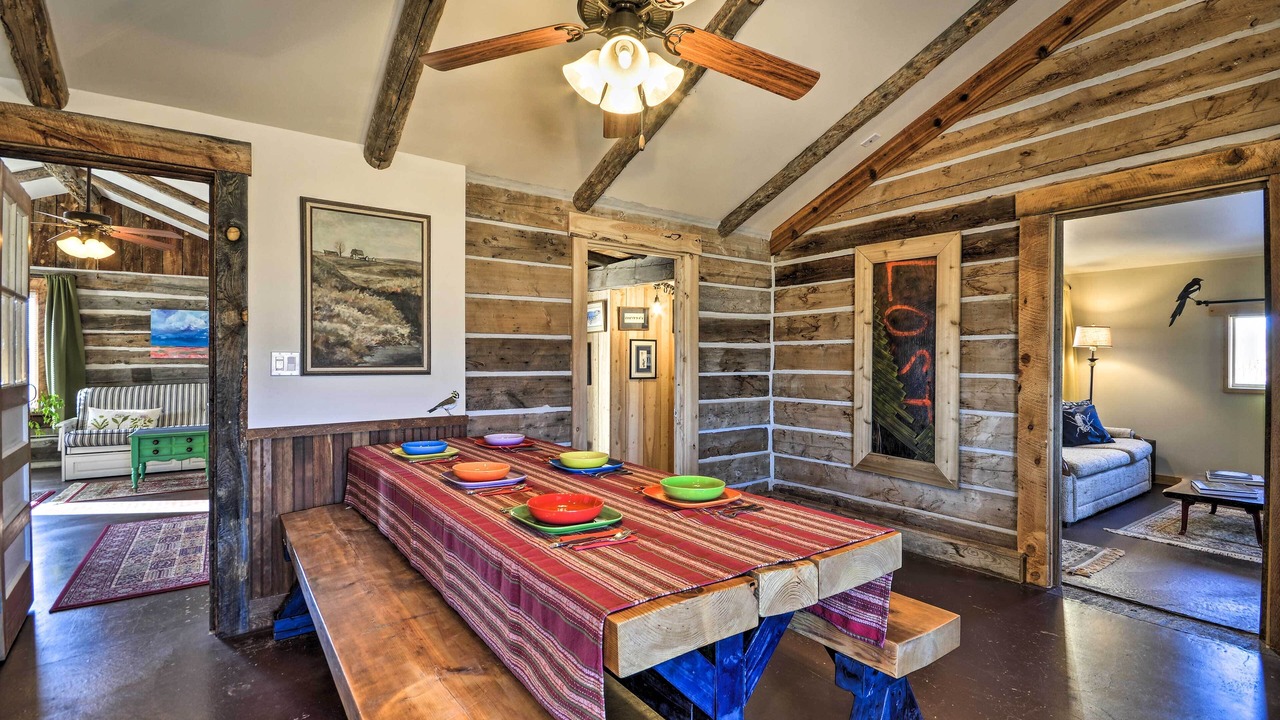 Photo of Livingroom in Shell