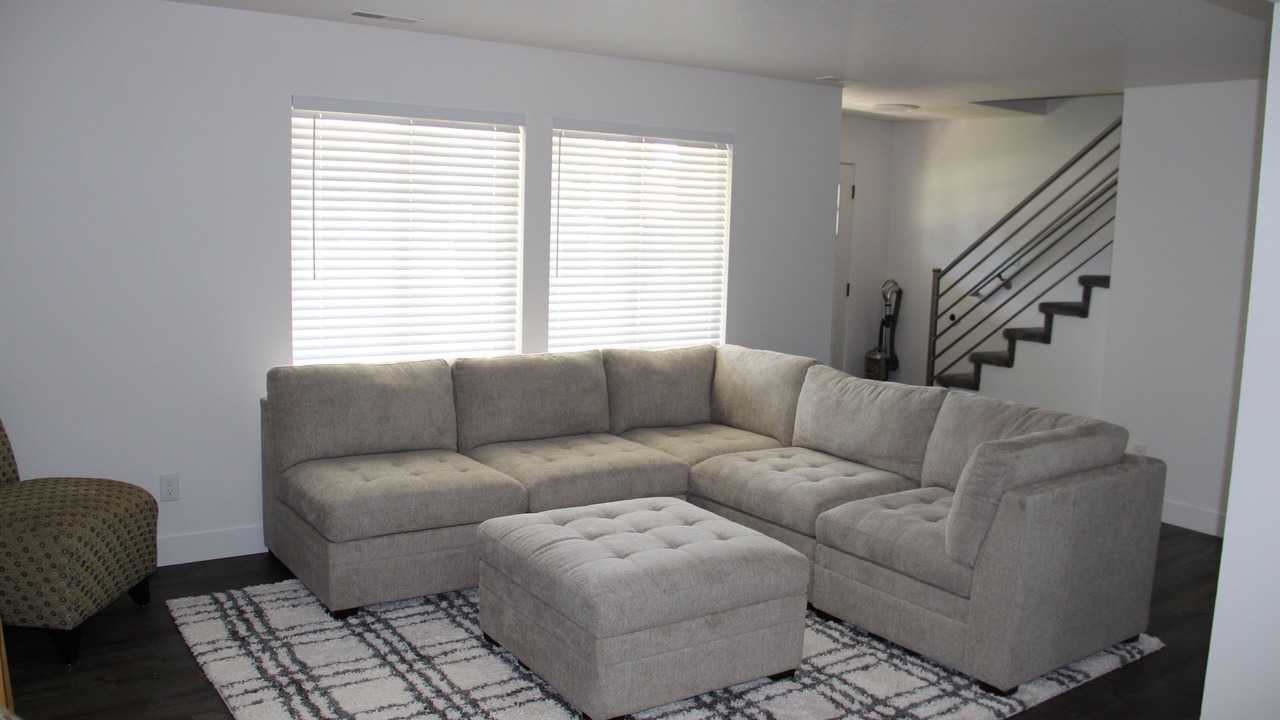 Photo of Livingroom in Davis County