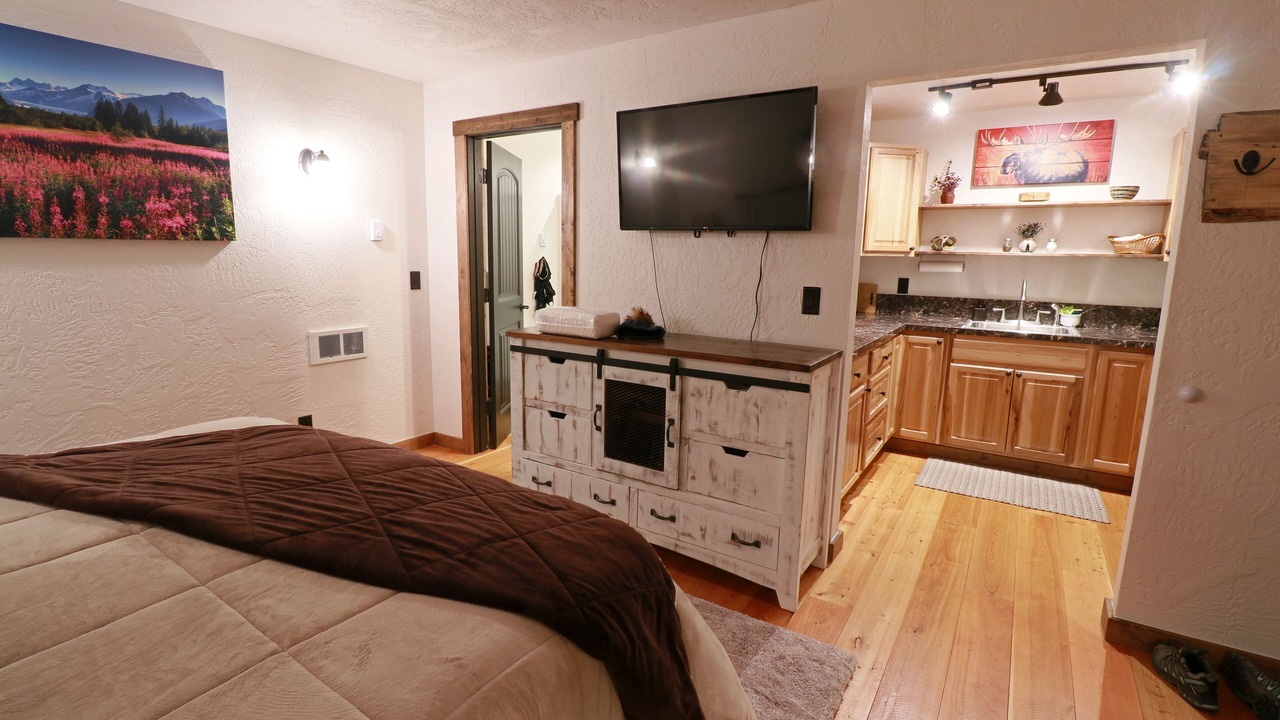 Photo of Bedroom in Cooke City-Silver Gate