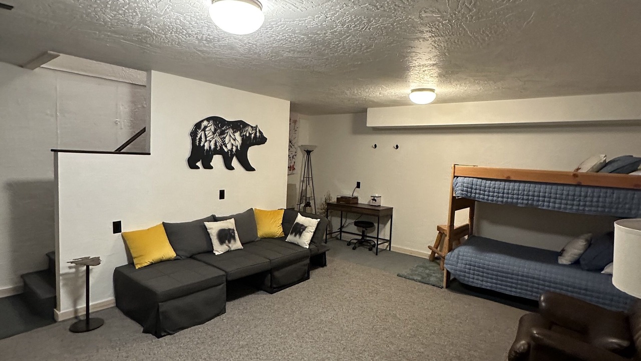 Photo of Livingroom in Cooke City-Silver Gate