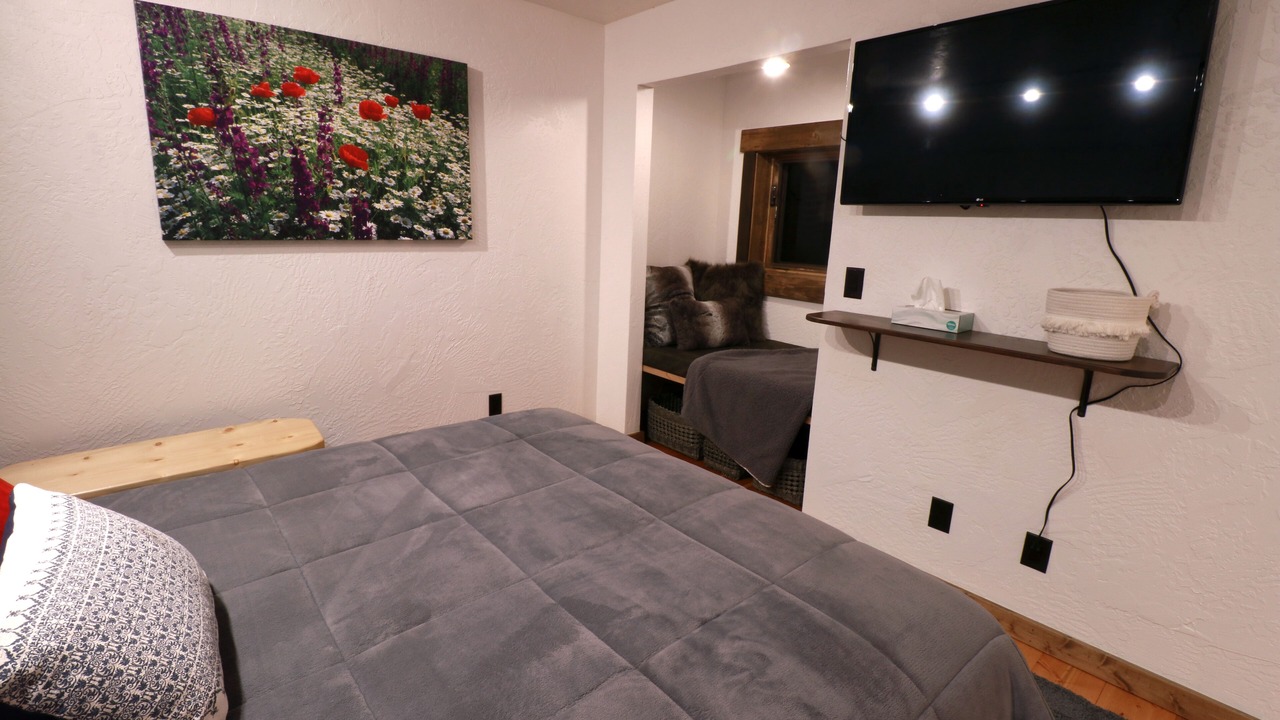 Photo of Bedroom in Cooke City-Silver Gate