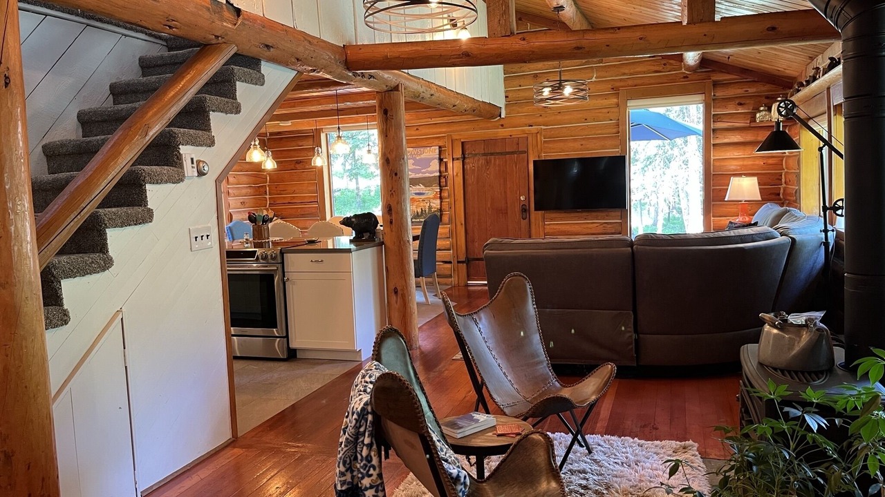 Photo of Livingroom in Big Sky