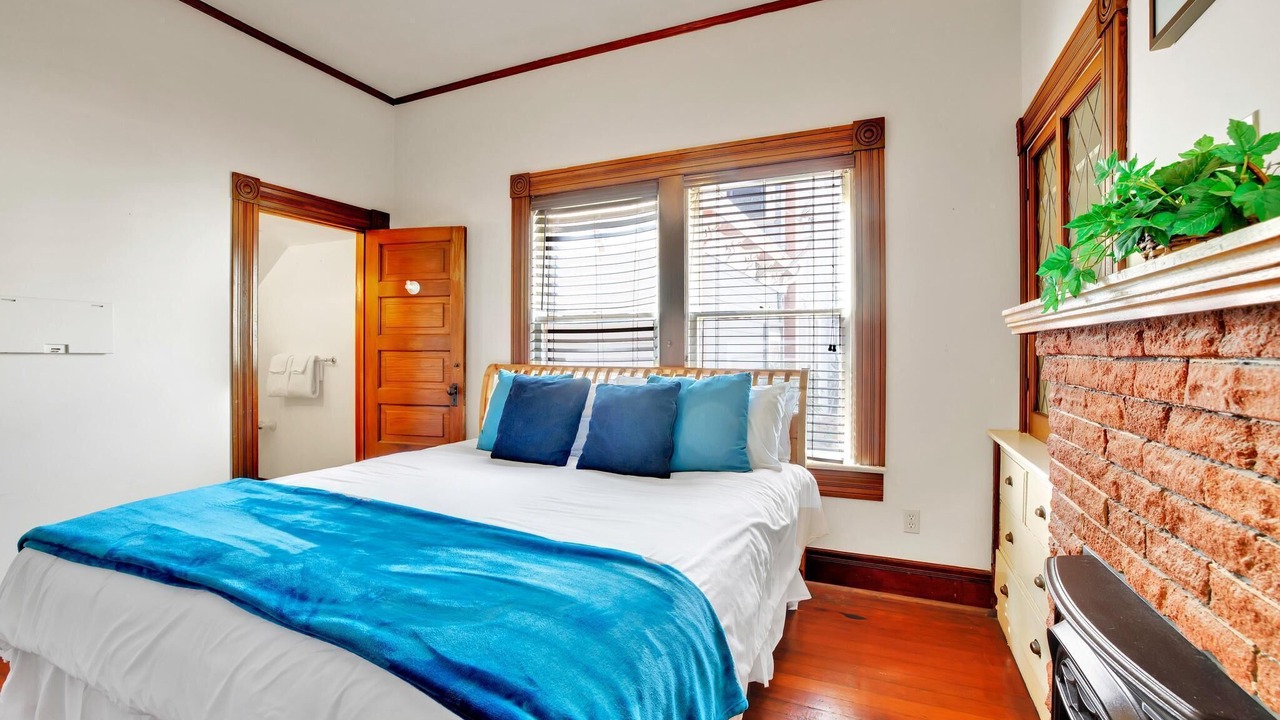 Photo of Bedroom in Downtown San Diego