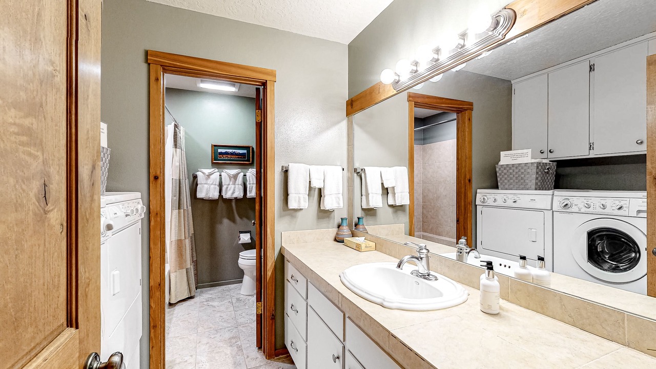 Photo of Bathroom in Moose Wilson Road