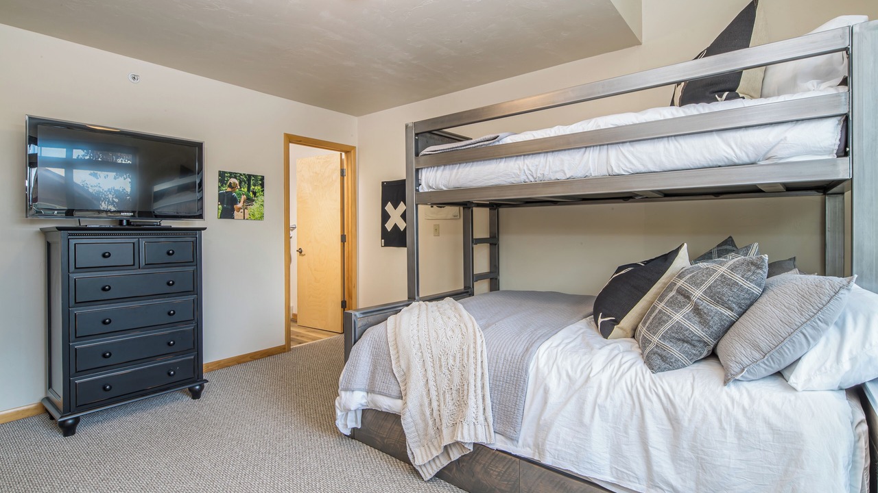 Photo of Bedroom in Big Sky