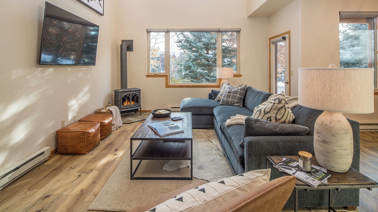 Photo of Livingroom in Big Sky
