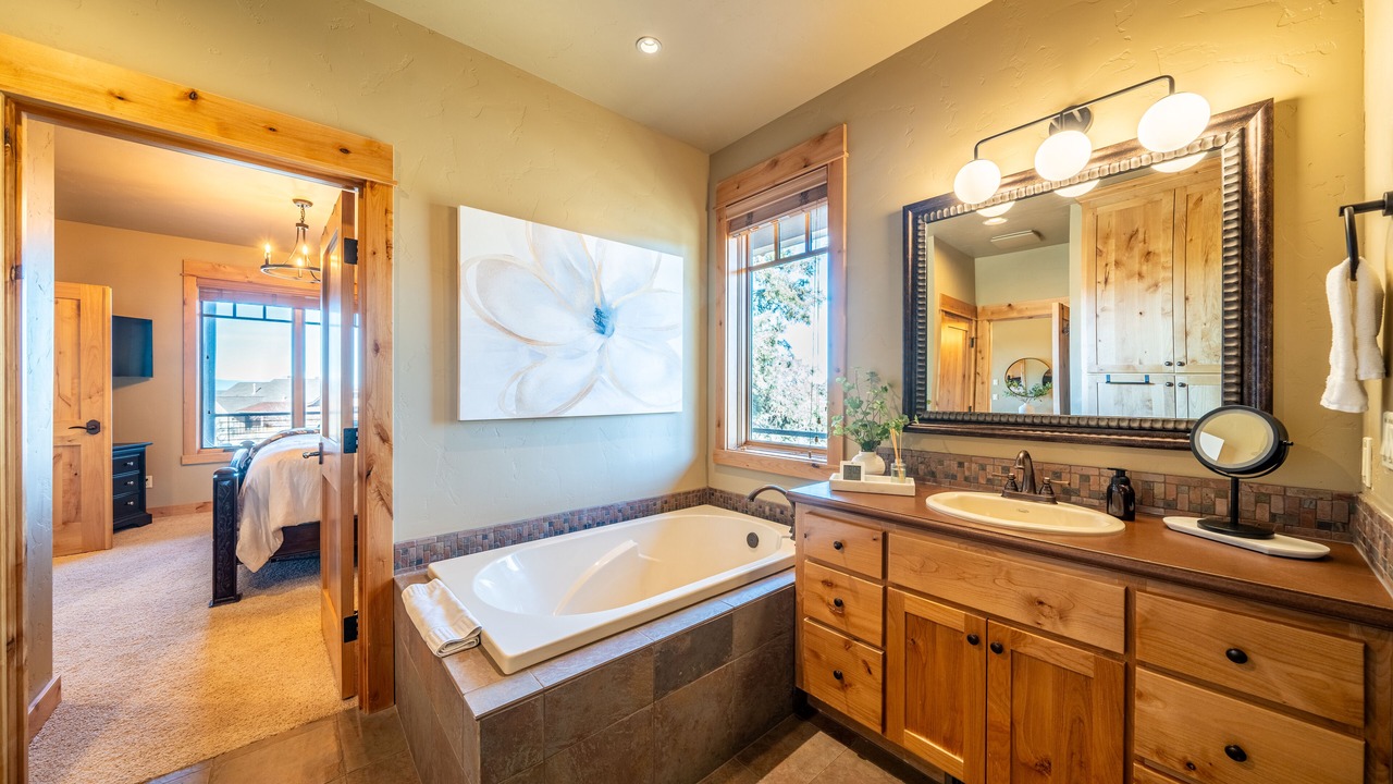 Photo of Bathroom in Powell Butte