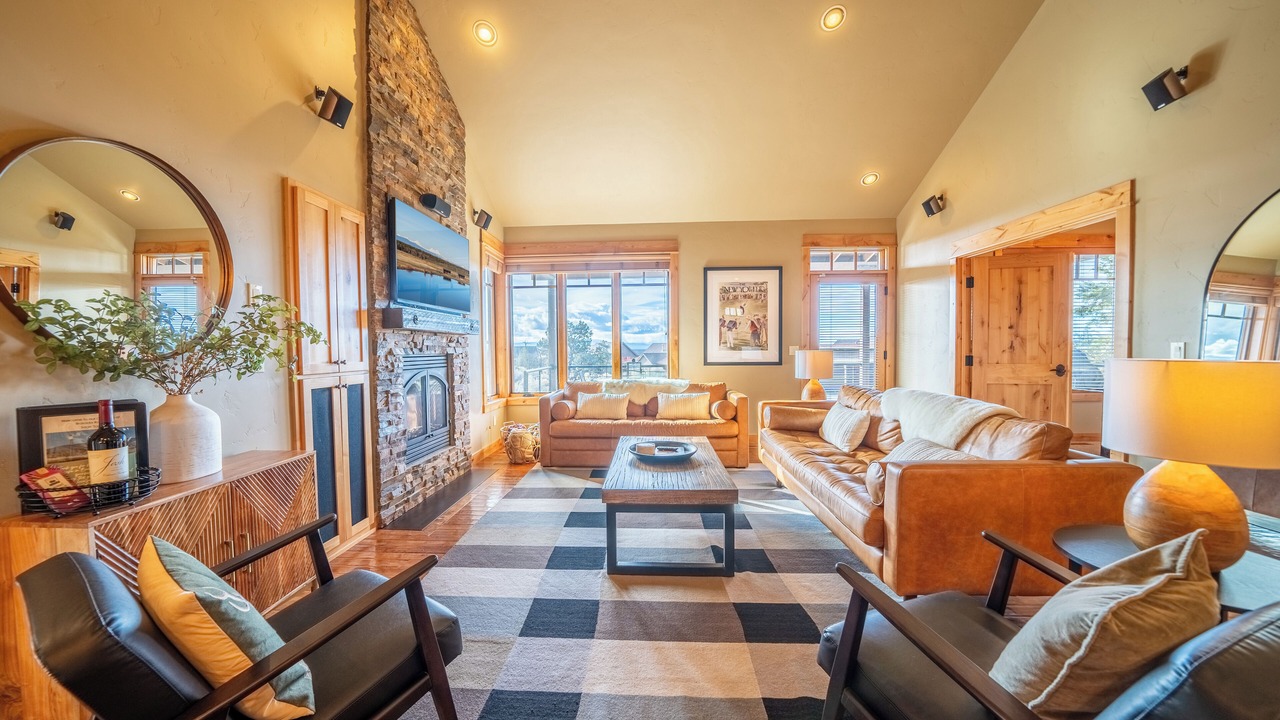 Photo of Livingroom in Powell Butte