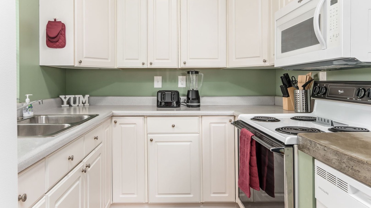 Photo of Kitchen in Lewis Center