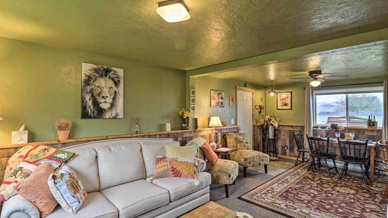Photo of Livingroom in Big Arm