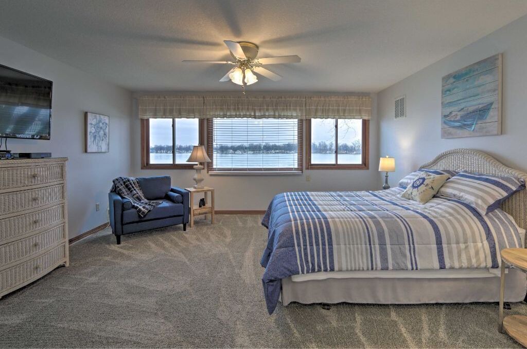 Photo of Bedroom in Russells Point