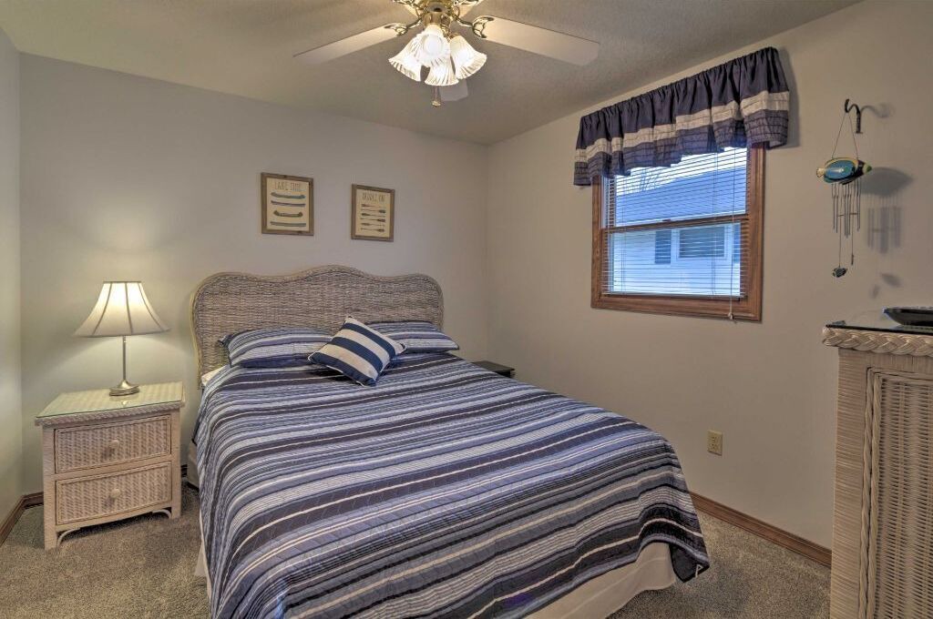 Photo of Bedroom in Russells Point