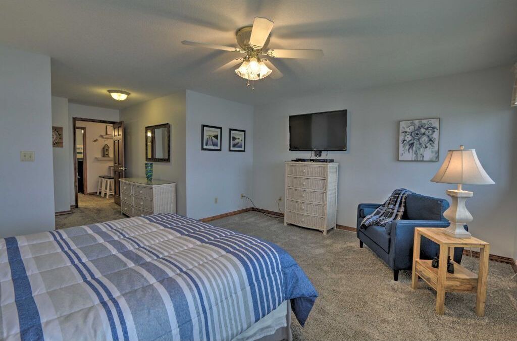 Photo of Bedroom in Russells Point