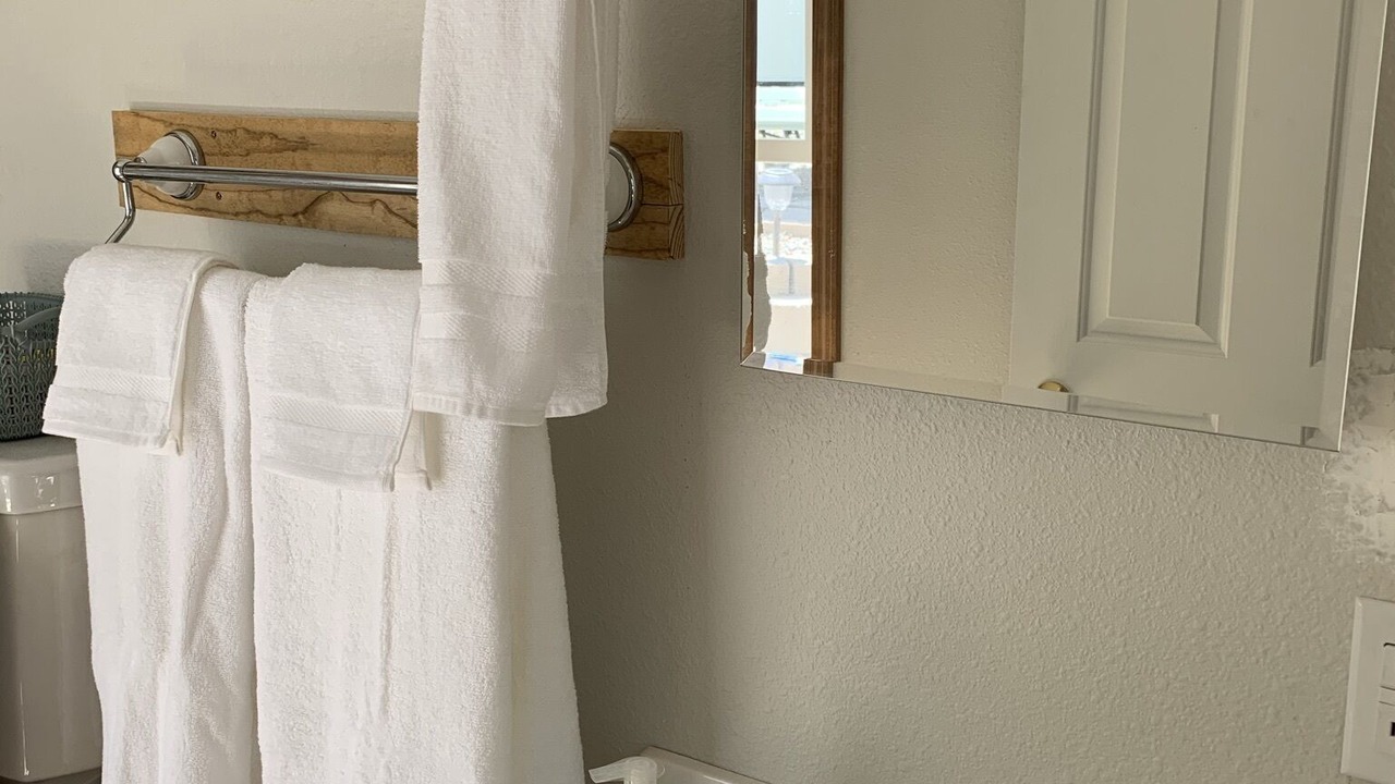 Photo of Bathroom in Lakeside