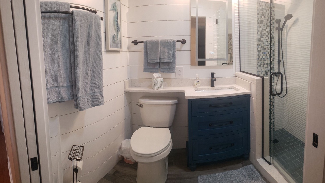 Photo of Bathroom in Mentor-on-the-Lake