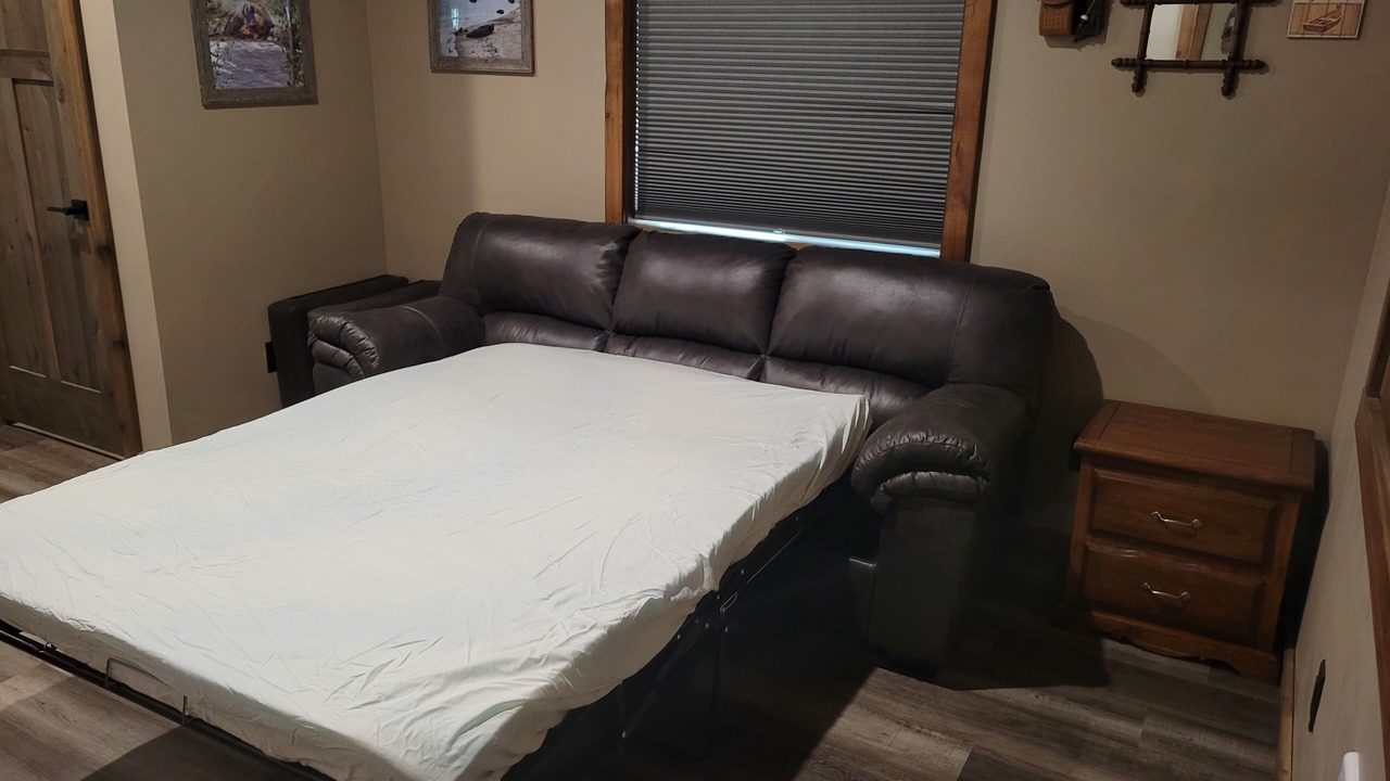 Photo of Bedroom in Island Park