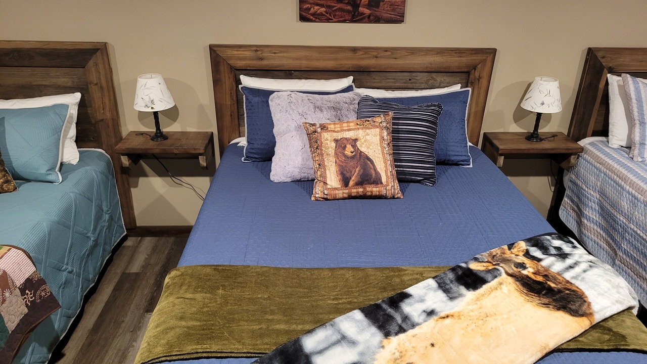 Photo of Bedroom in Island Park