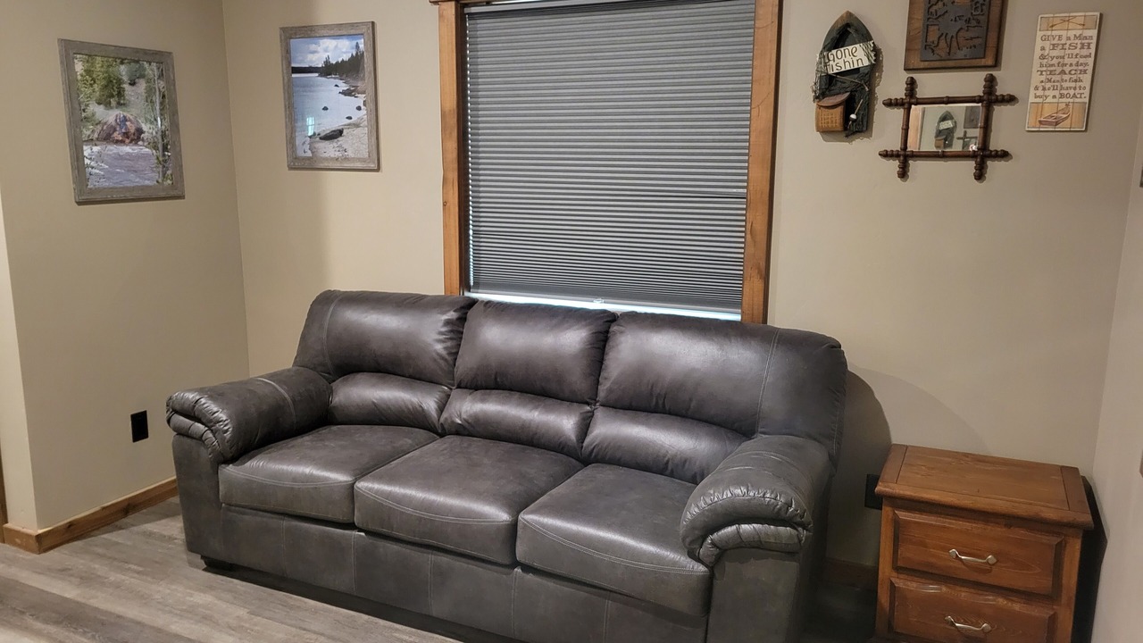 Photo of Livingroom in Island Park