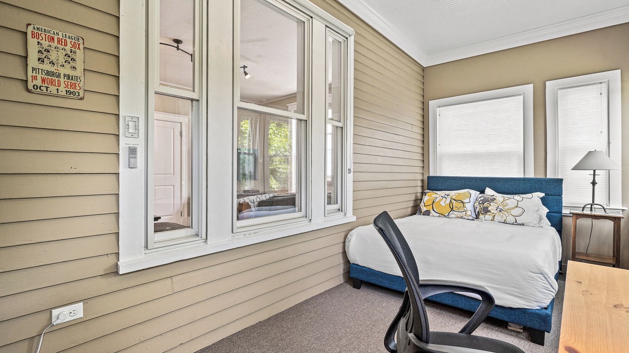 Photo of Bedroom in Quincy