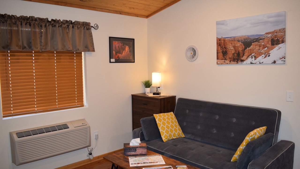 Photo of Livingroom in Cannonville