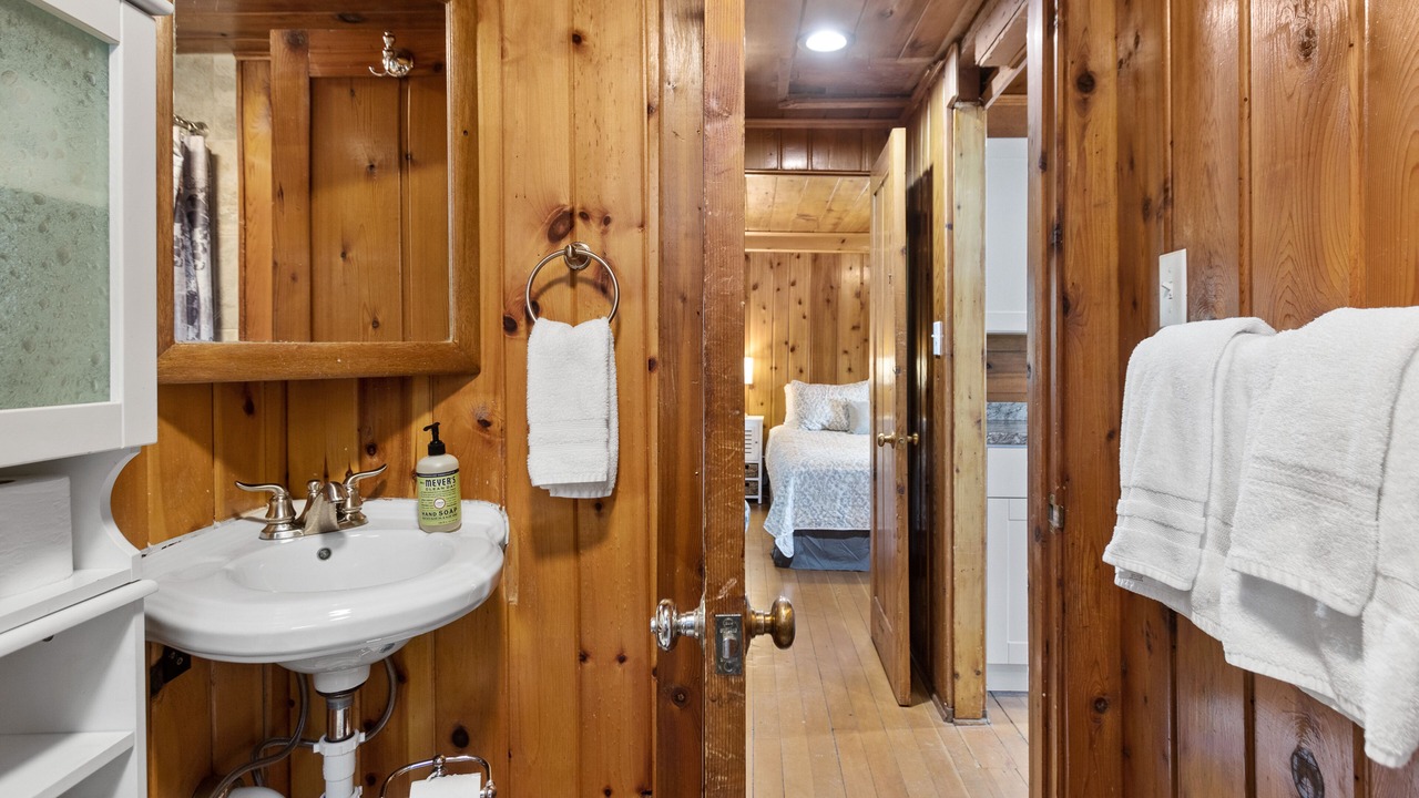 Photo of Bathroom in Hayden Lake