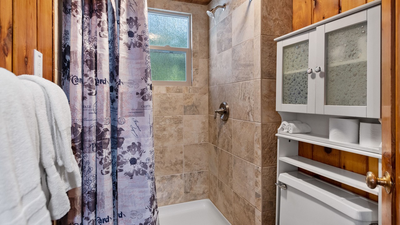 Photo of Bathroom in Hayden Lake