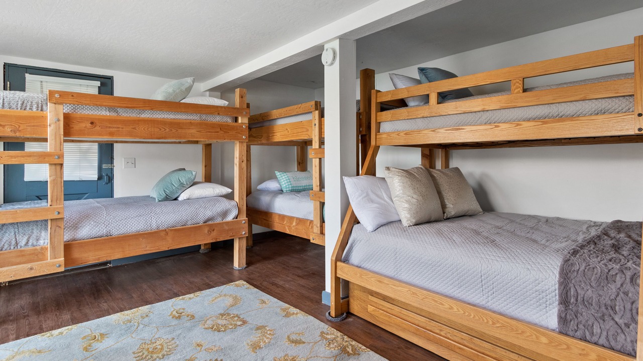 Photo of Bedroom in Hayden Lake