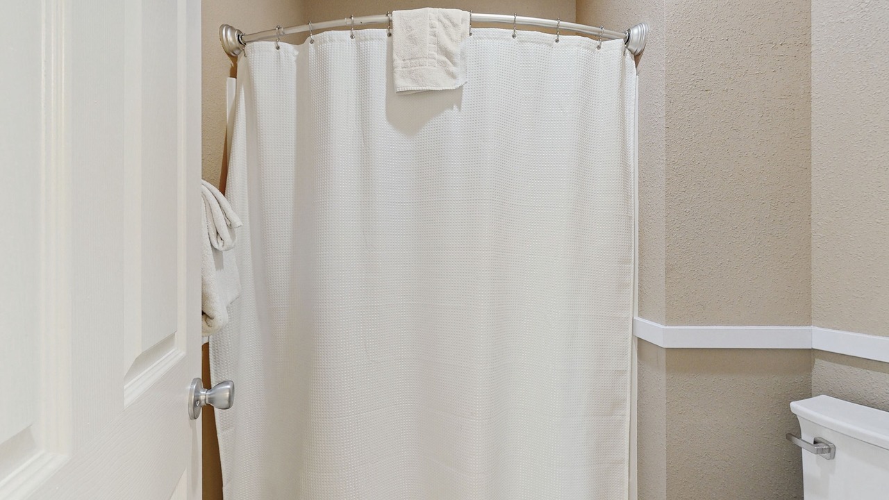 Photo of Bathroom in Lakeside