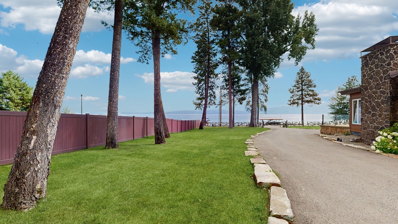 Photo of Outdoor in Lakeside