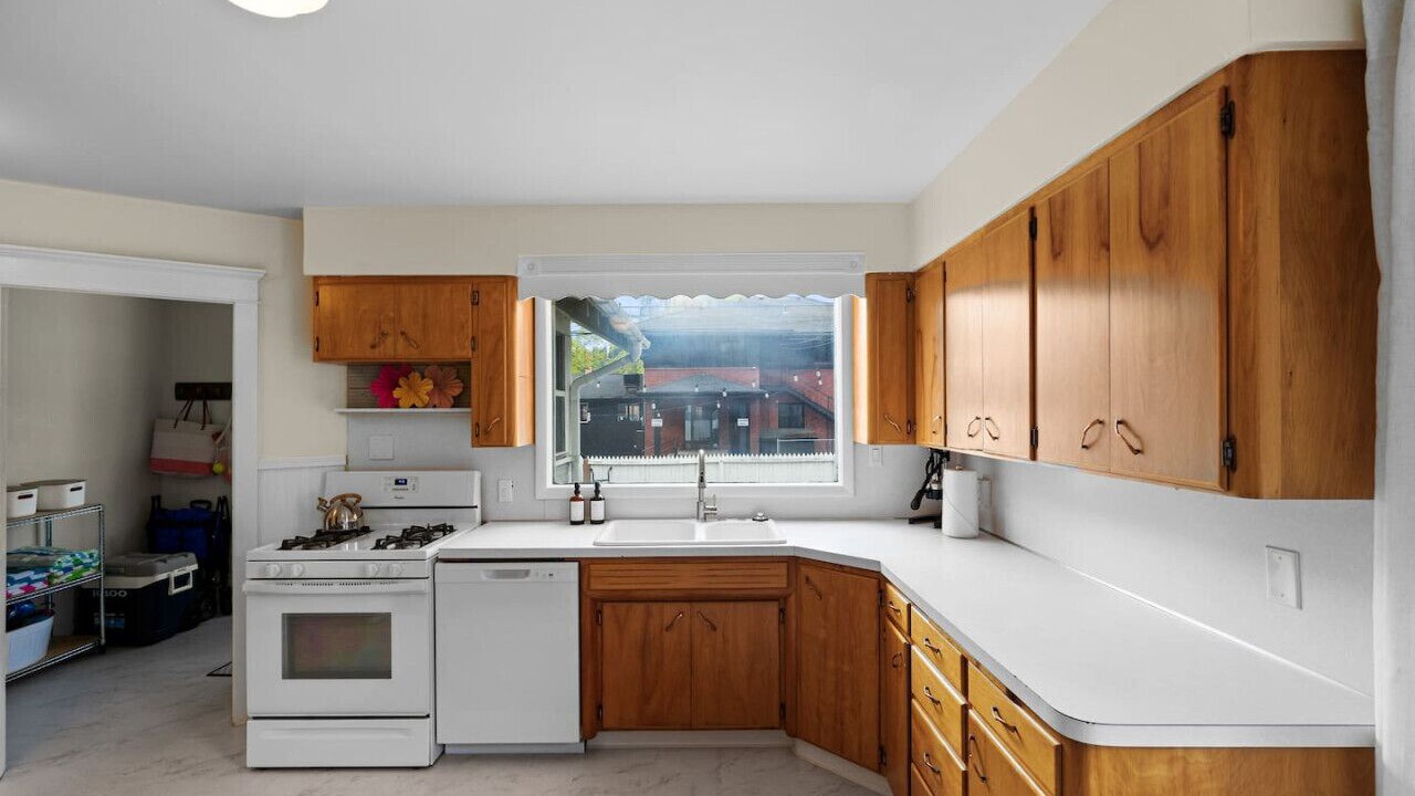 Photo of Kitchen in Garden District